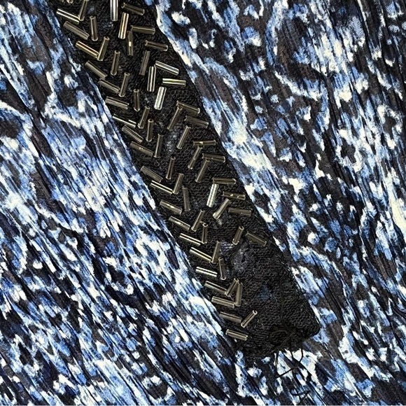 Catherine's Abstract Beaded Neck Mature Lightweight Chiffon Sz 4X Tunic Blouse - Picture 5 of 12